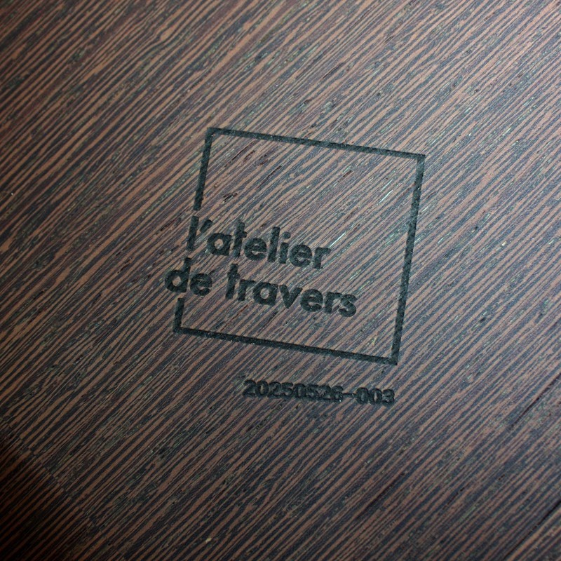 Table basse wengé et filet & movingui