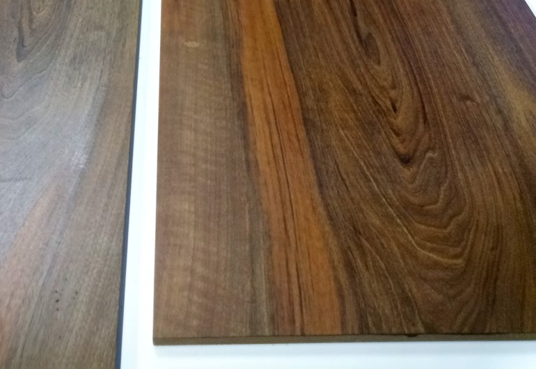 Panneaux plaqués bois sur commande